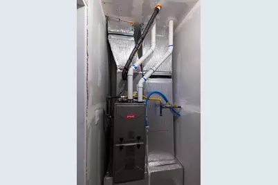 1365 S Pole Creek Ln, Washington, UT 84780 - Photo 8