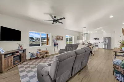 400 E 100 N, Enterprise, UT 84725 - Photo 8