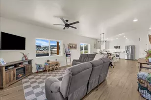 400 E 100 N, Enterprise, UT 84725 - Photo 8