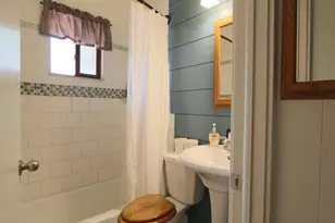 166 E 300 N, Hurricane, UT 84737 - Photo 32