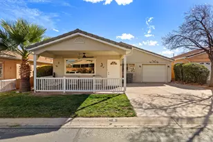 1050 W Red Hills Pkwy, Washington, UT 84780 - Photo 22