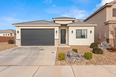 584 S Riverbed Dr, Washington, UT 84780 - Photo 2