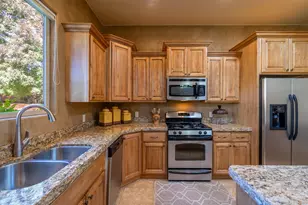 1573 Black Lion Rd W, Washington, UT 84780 - Photo 10