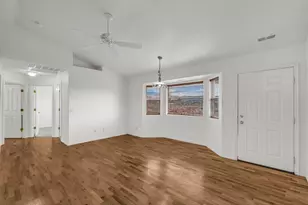 976 N Quail Ridge Dr, Washington, UT 84780 - Photo 16