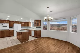 976 N Quail Ridge Dr, Washington, UT 84780 - Photo 10