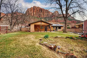 587 Zion Park Blvd, Springdale, UT 84767 - Photo 2