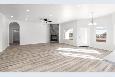 1324 E Manzanita Dr, Apple Valley, UT 84737 - Photo 6