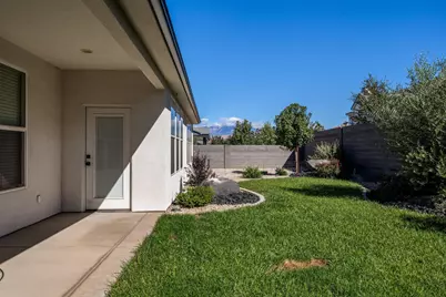 1863 S Heritage Fields Dr, Washington, UT 84780 - Photo 36