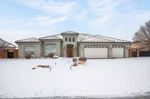 1055 E Mill Hollow Way, Cedar City, UT 84721 - Photo 2