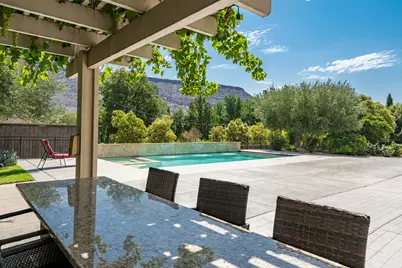 557 S Woodsview Cir, Saint George, UT 84770 - Photo 38