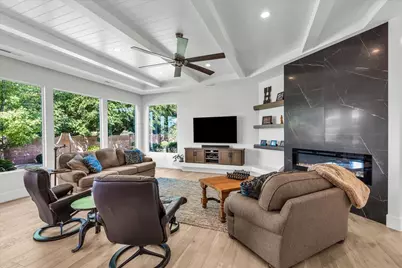 1555 W Woodsview Ln, Saint George, UT 84770 - Photo 8