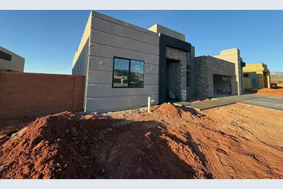 561 W 80 S, Ivins, UT 84738 - Photo 2