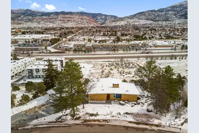 237 S Ridge Rd, Cedar City, UT 84720 - Photo 2