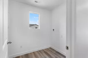 1923 S Cyclone Dr, Washington, UT 84780 - Photo 18