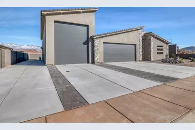 4778 W 1930 S, Hurricane, UT 84737 - Photo 4