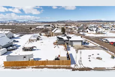 2319 W 4200 N, Cedar City, UT 84721 - Photo 58