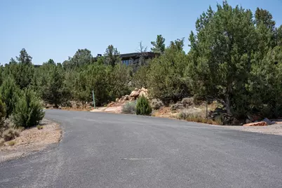 1245 W Clovis Cir, Dammeron Valley, UT 84783 - Photo 14