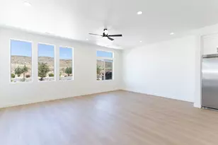 696 W High Tide Pl, Saint George, UT 84790 - Photo 10