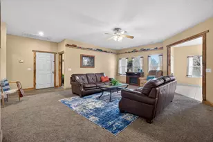 128 E Forest Dr, Central, UT 84722 - Photo 2