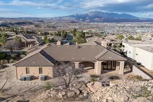 2464 E Granite Wy, Saint George, UT 84790 - Photo 6