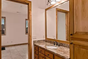 2464 E Granite Wy, Saint George, UT 84790 - Photo 68