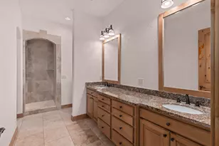 2464 E Granite Wy, Saint George, UT 84790 - Photo 94