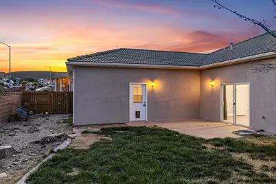 1128 N Main St, Hurricane, UT 84737 - Photo 28