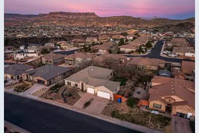 1128 N Main St, Hurricane, UT 84737 - Photo 34