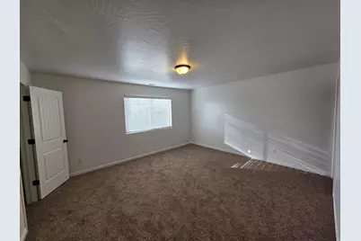 2801 E 450 N #205, Saint George, UT 84790 - Photo 14