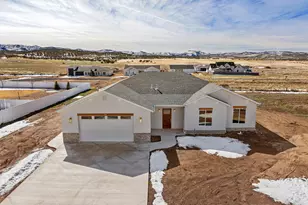 762 E 300 S, Enterprise, UT 84725 - Photo 30