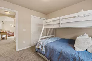 1176 N Crown King Ave, Washington, UT 84780 - Photo 18