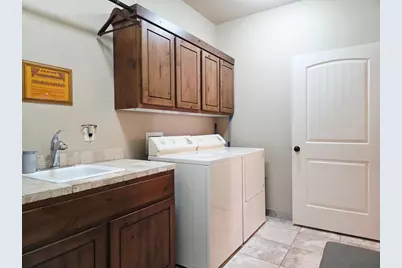 373 W Bristlecone Dr, Cedar City, UT 84720 - Photo 30