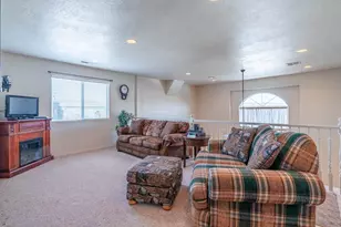 381 N Windsor Dr, Washington, UT 84780 - Photo 18
