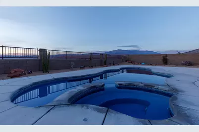 139 N Highland Parkway, Washington, UT 84780 - Photo 4