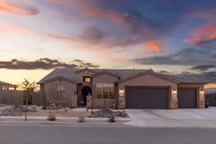 139 N Highland Pkwy, Washington, UT 84780 - Photo 1