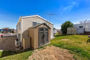 1150 W Red Hills Pkwy, Washington, UT 84780 - Photo 16