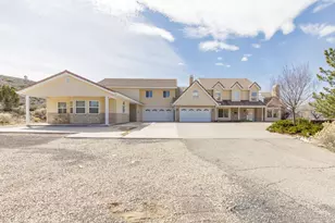 1215 W Emerald Dr, Saint George, UT 84770 - Photo 1