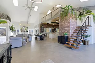 725 W Topaz Rd, Saint George, UT 84770 - Photo 2