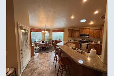 345 W 350 S, Ivins, UT 84738 - Photo 6