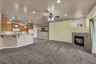 2313 E 700 N, Saint George, UT 84790 - Photo 4