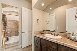 2267 E Knolls Dr, Saint George, UT 84790 - Photo 36