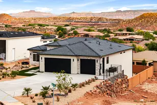 1862 N Chapman Dr, Washington, UT 84780 - Photo 2
