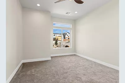 1862 N Chapman Dr, Washington, UT 84780 - Photo 14