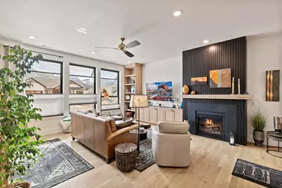 2274 S Canyon Cir, Cedar City, UT 84720 - Photo 2