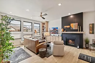 2274 S Cyn Cir, Cedar City, UT 84720 - Photo 2