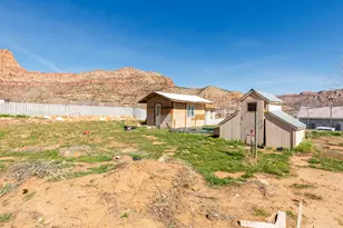 660 N Juniper St, Hildale, UT 84784 - Photo 24