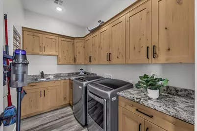 2723 E Briarwood Dr, Saint George, UT 84790 - Photo 28