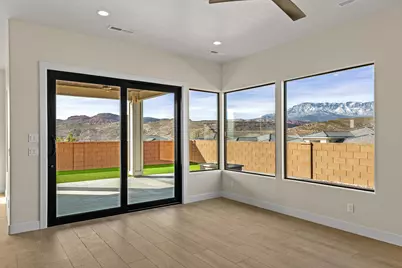 183 N 3620 W, Hurricane, UT 84737 - Photo 2