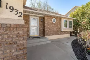 1932 E 40 S Cir, Saint George, UT 84790 - Photo 2
