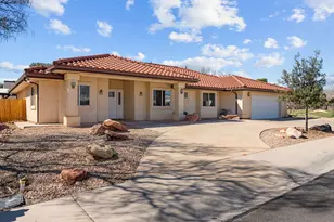 2605 Scenic Dr, Santa Clara, UT 84765 - Photo 2